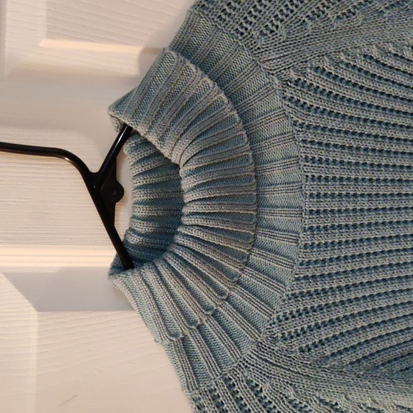 Nine & Company by Nine West Women's Long Sleeve Blue Sweater Size Small - Picture 3 of 4